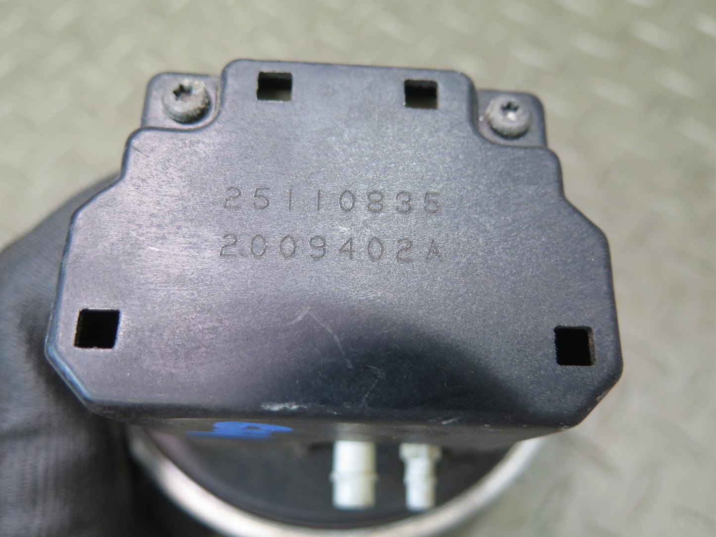 94-96 Chevrolet Corvette C4 Cruise Control Vacuum Servo Actuator 25110835 OEM