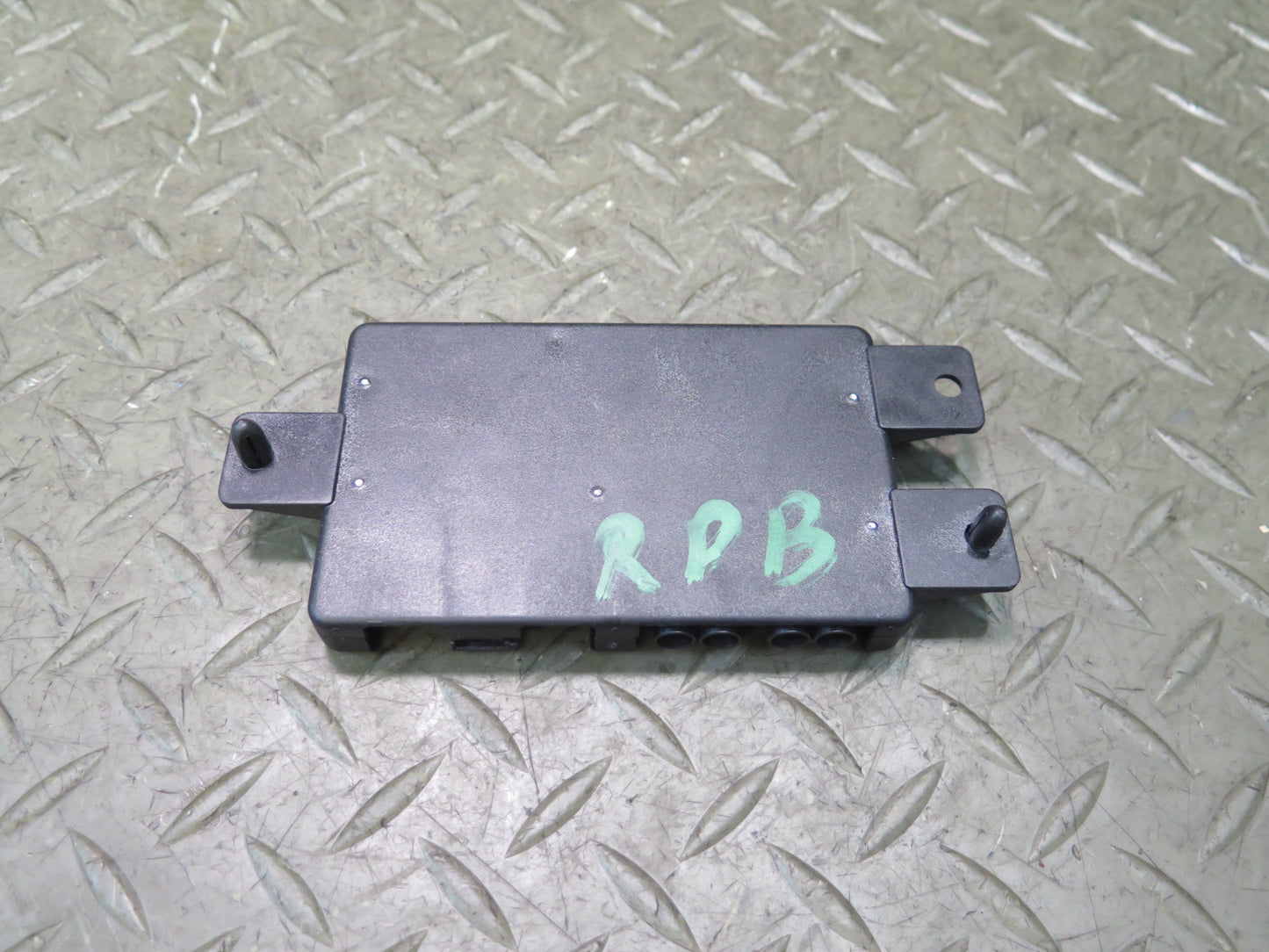 2005-2008 Porsche Boxster 987 Radio Antenna Control Unit Booster Module