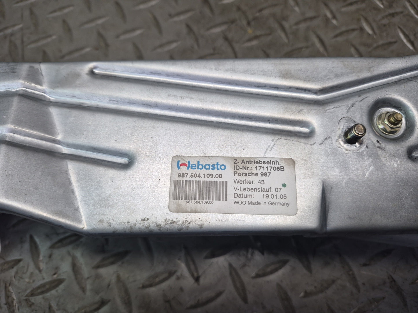 2005-2012 Porsche Boxster 987 Rear Trunk Lid Spoiler Drive Motor Mechanism