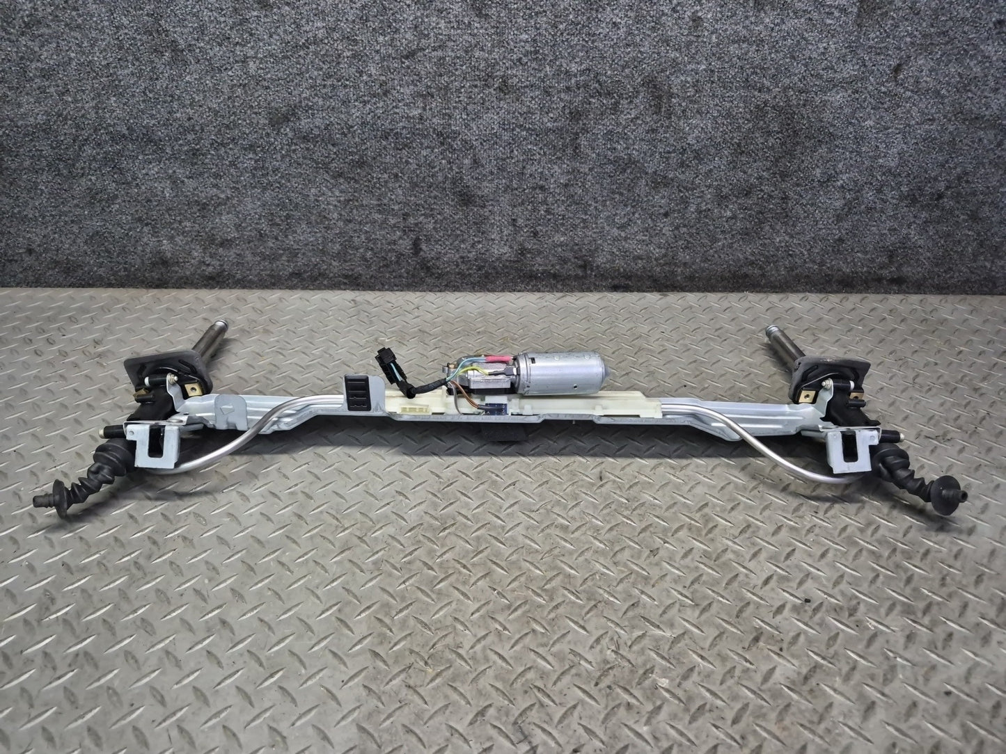 2005-2012 Porsche Boxster 987 Rear Trunk Lid Spoiler Drive Motor Mechanism