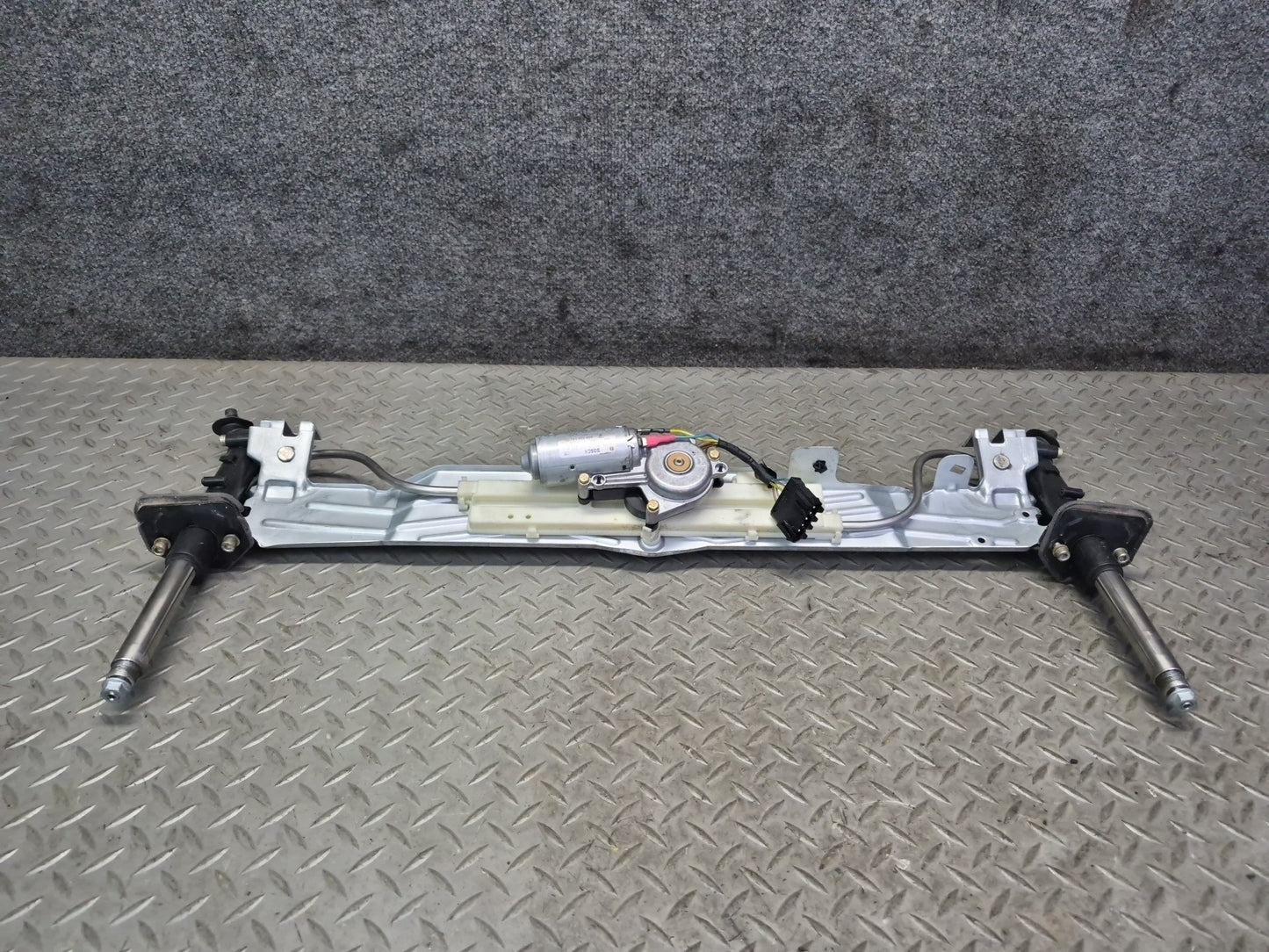 2005-2012 Porsche Boxster 987 Rear Trunk Lid Spoiler Drive Motor Mechanism