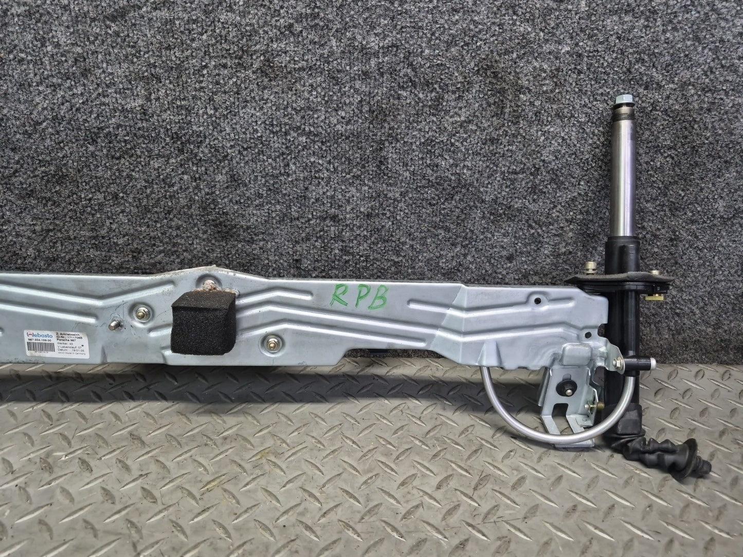 2005-2012 Porsche Boxster 987 Rear Trunk Lid Spoiler Drive Motor Mechanism