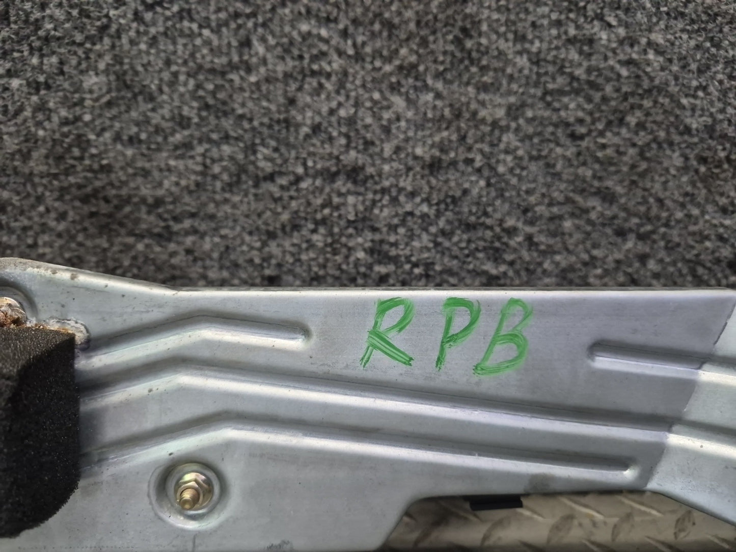 2005-2012 Porsche Boxster 987 Rear Trunk Lid Spoiler Drive Motor Mechanism