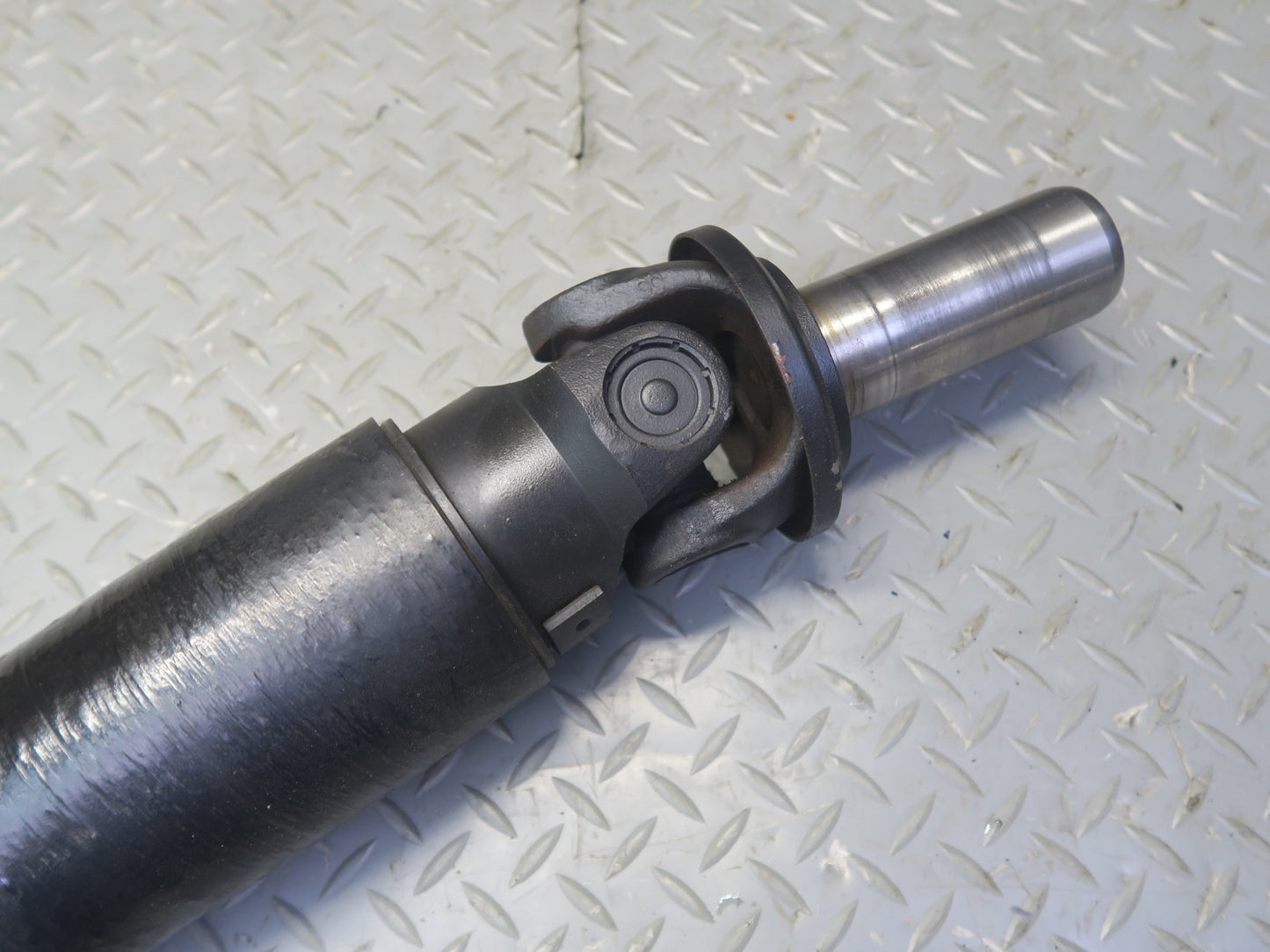 03-09 Nissan 350Z Z33 M/T Rear Driveshaft Drive Shaft Carbon OEM