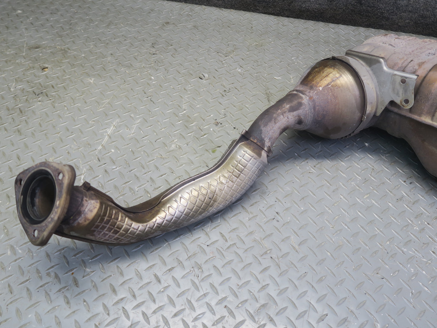 2005-2006 Porsche Boxster 987 2.7L Engine Rear Left Side Exhaust Muffler