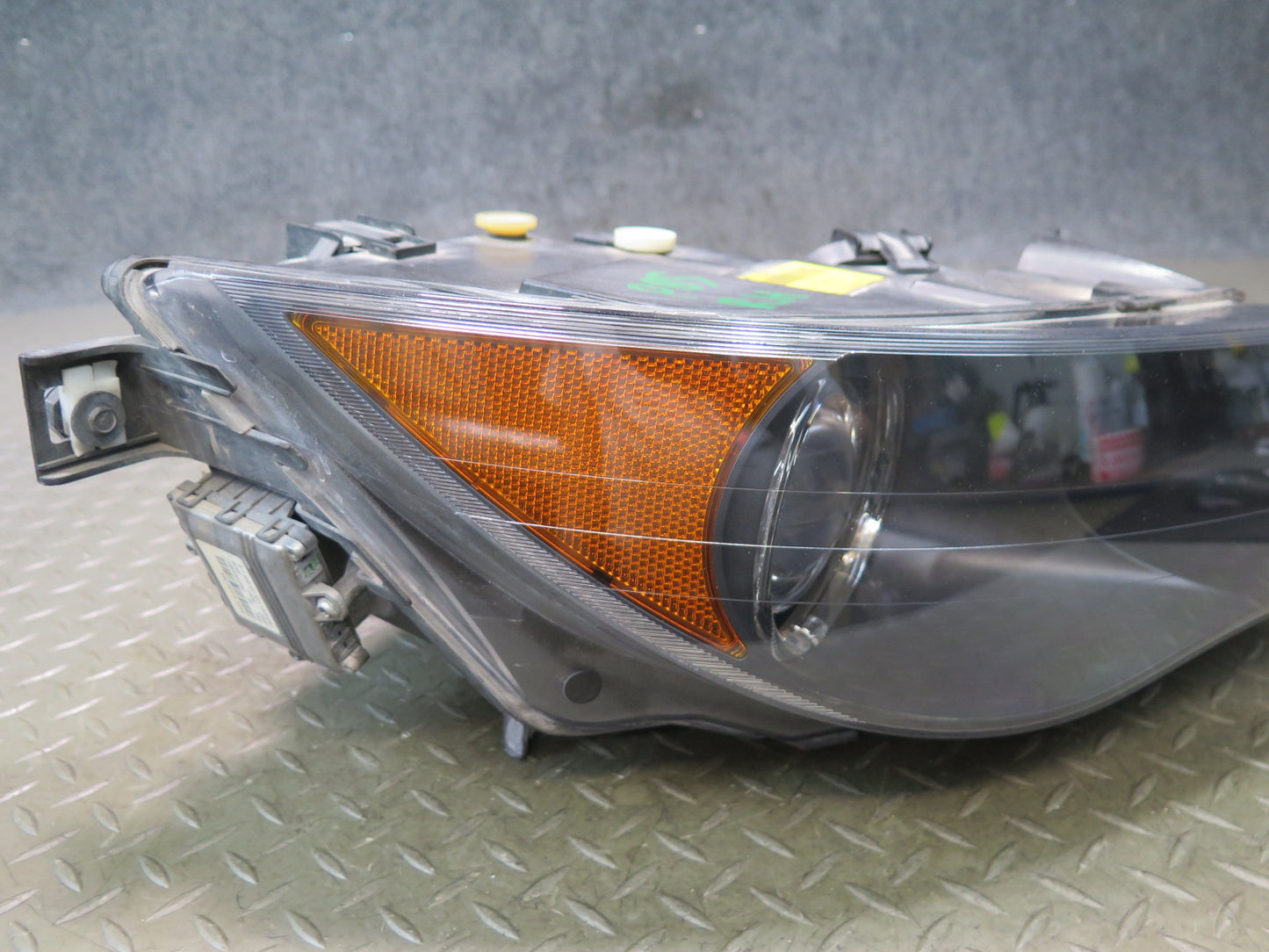 06-07 BMW E63 E64 M6 Front Adaptive BI Xenon HID Headlight Lamp Ballast Set of 2