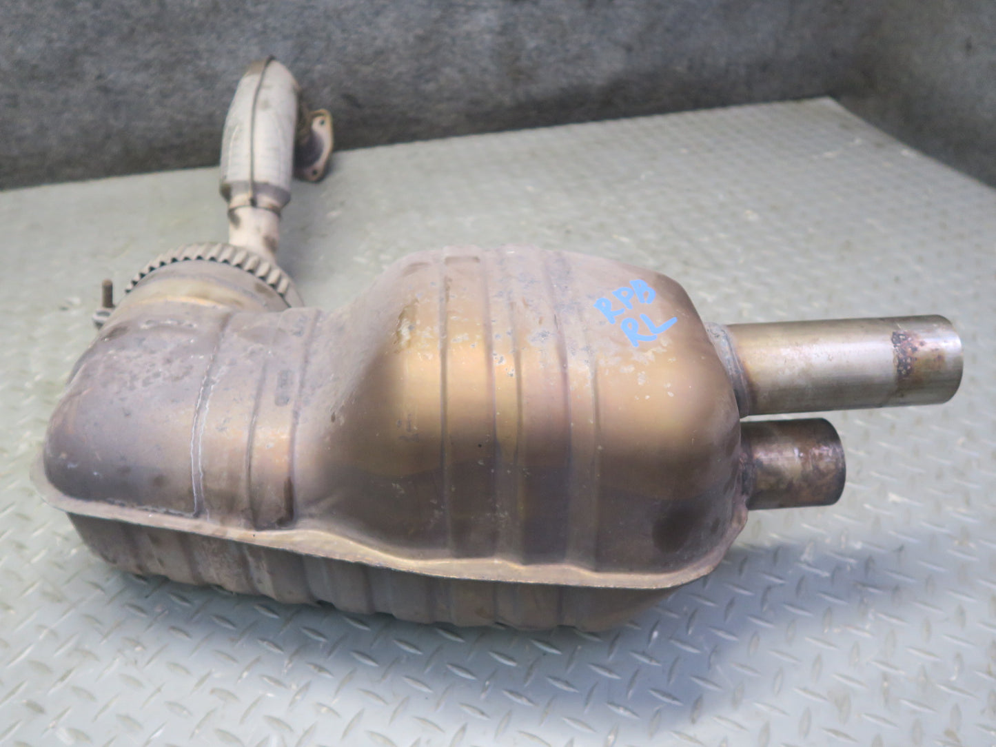 2005-2006 Porsche Boxster 987 2.7L Engine Rear Left Side Exhaust Muffler