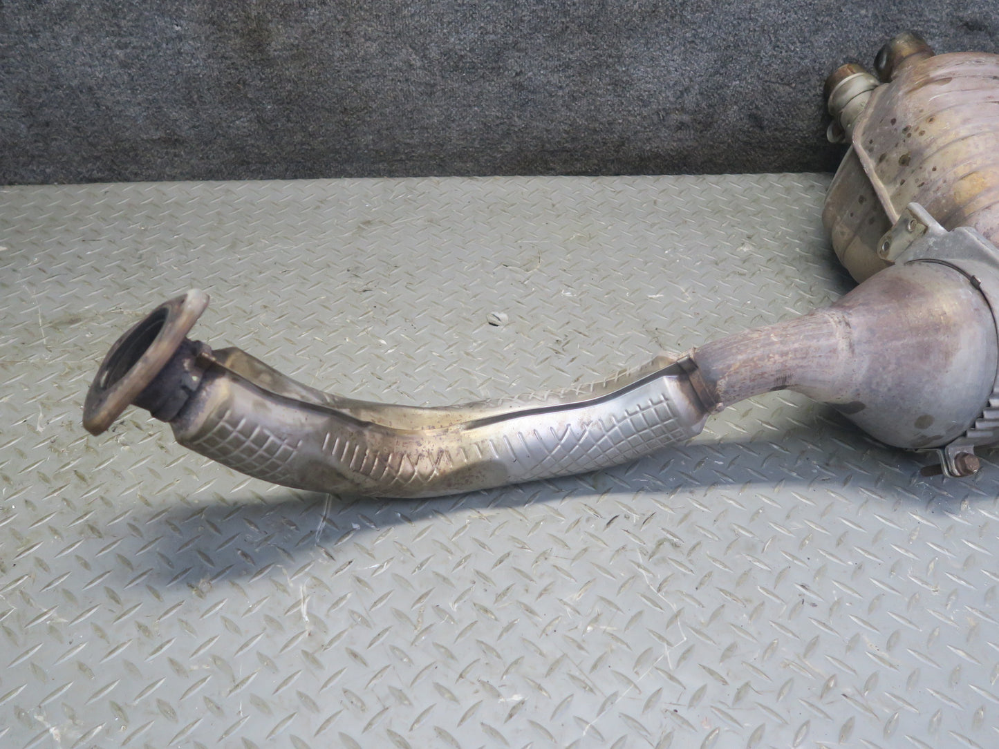 2005-2006 Porsche Boxster 987 2.7L Engine Rear Right Side Exhaust Muffler