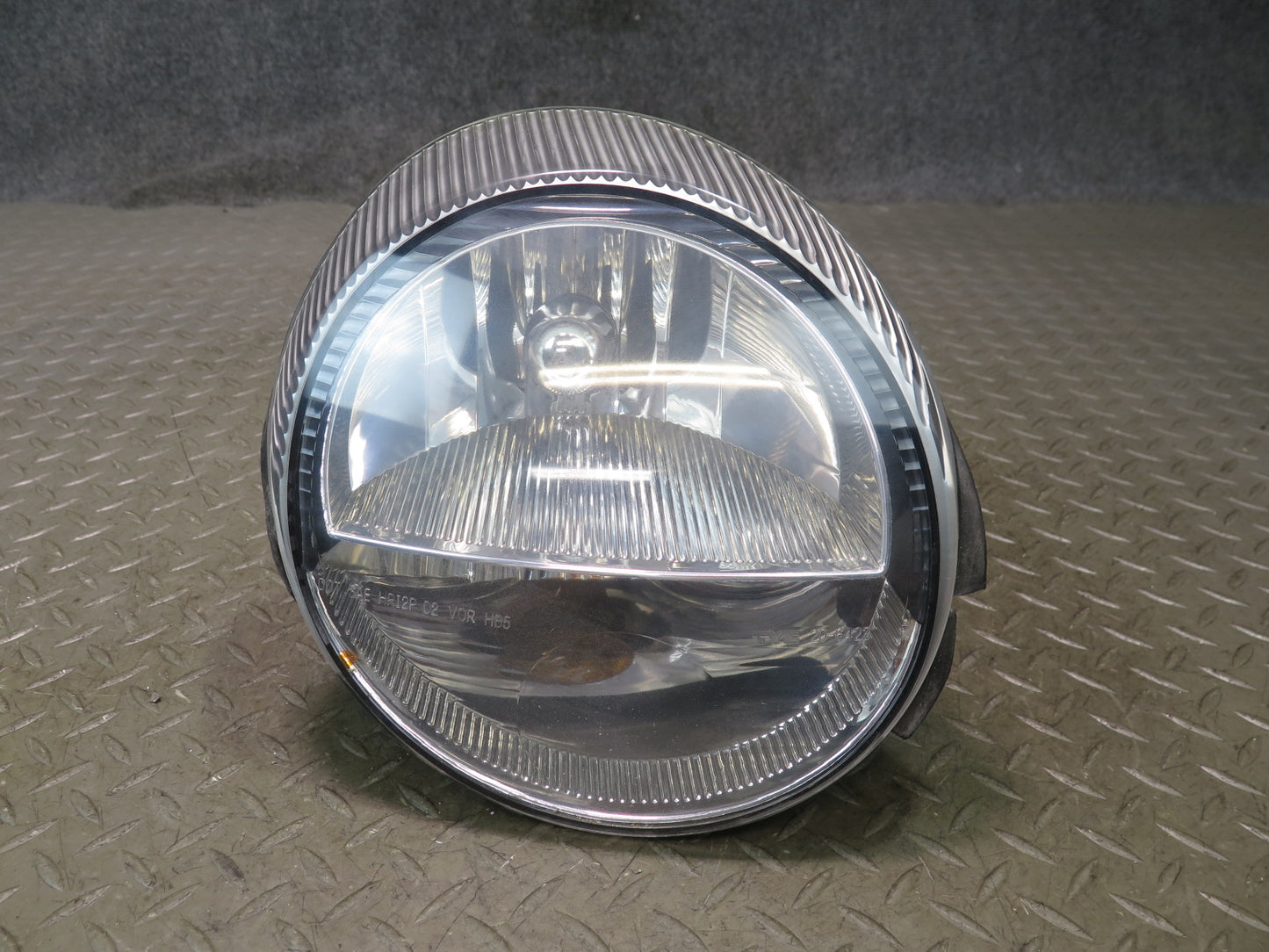 02-05 Ford Thunderbird Front Right Halogen Headlight Lamp TYC