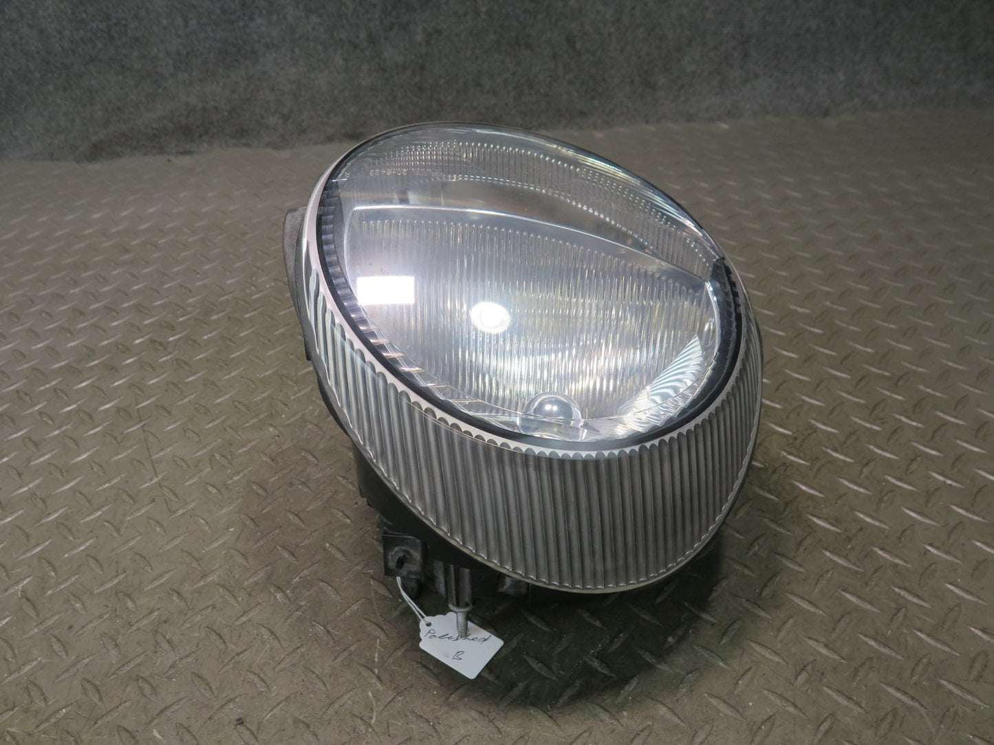 02-05 Ford Thunderbird Front Right Halogen Headlight Lamp TYC