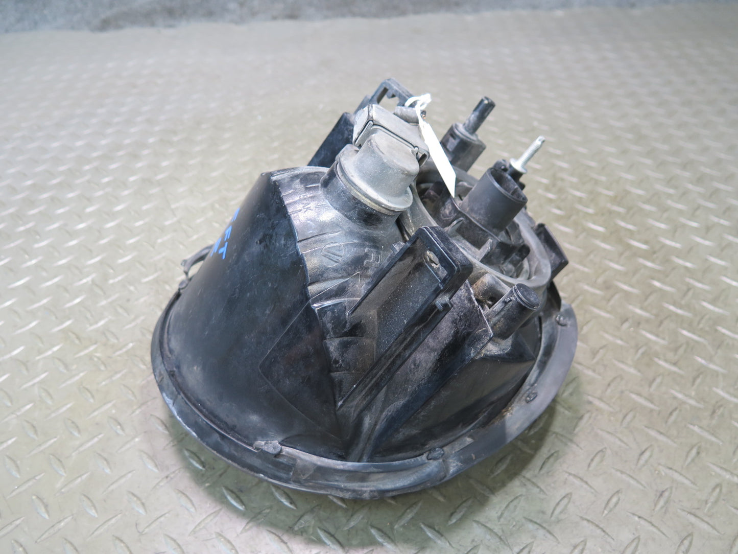 02-05 Ford Thunderbird Front Right Halogen Headlight Lamp TYC