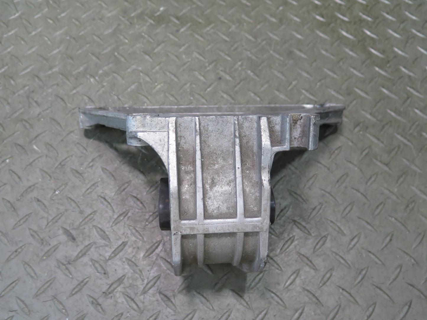 2005-2008 Porsche Boxster 987 2.7L Rear Engine Transmission Mount Bracket