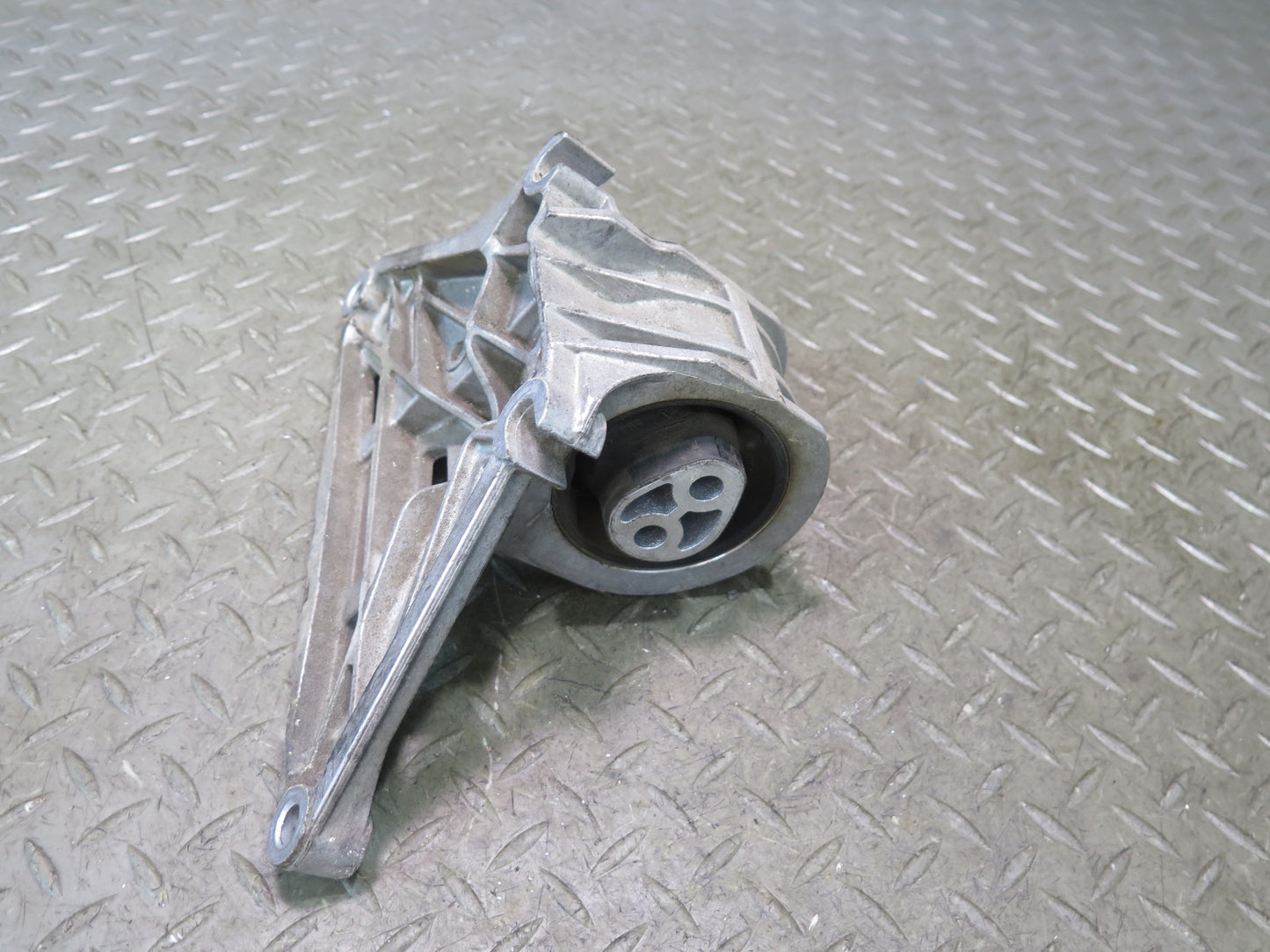 2005-2008 Porsche Boxster 987 2.7L Rear Engine Transmission Mount Bracket