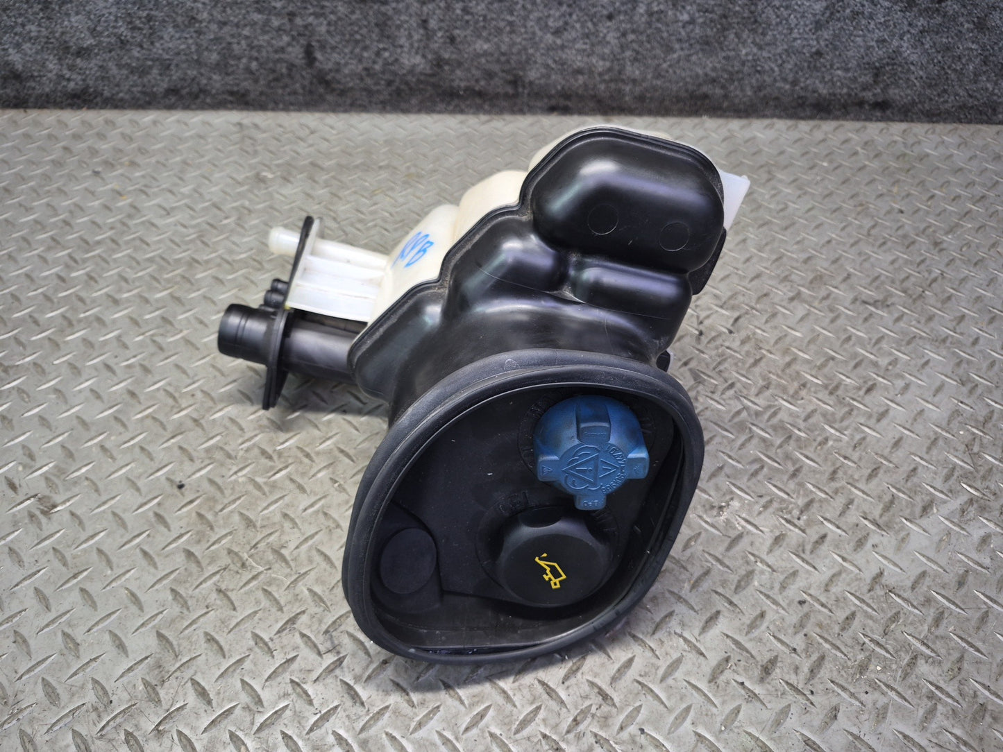 2005-2008 Porsche Boxster 987 Radiator Coolant Tank Reservoir Bottle