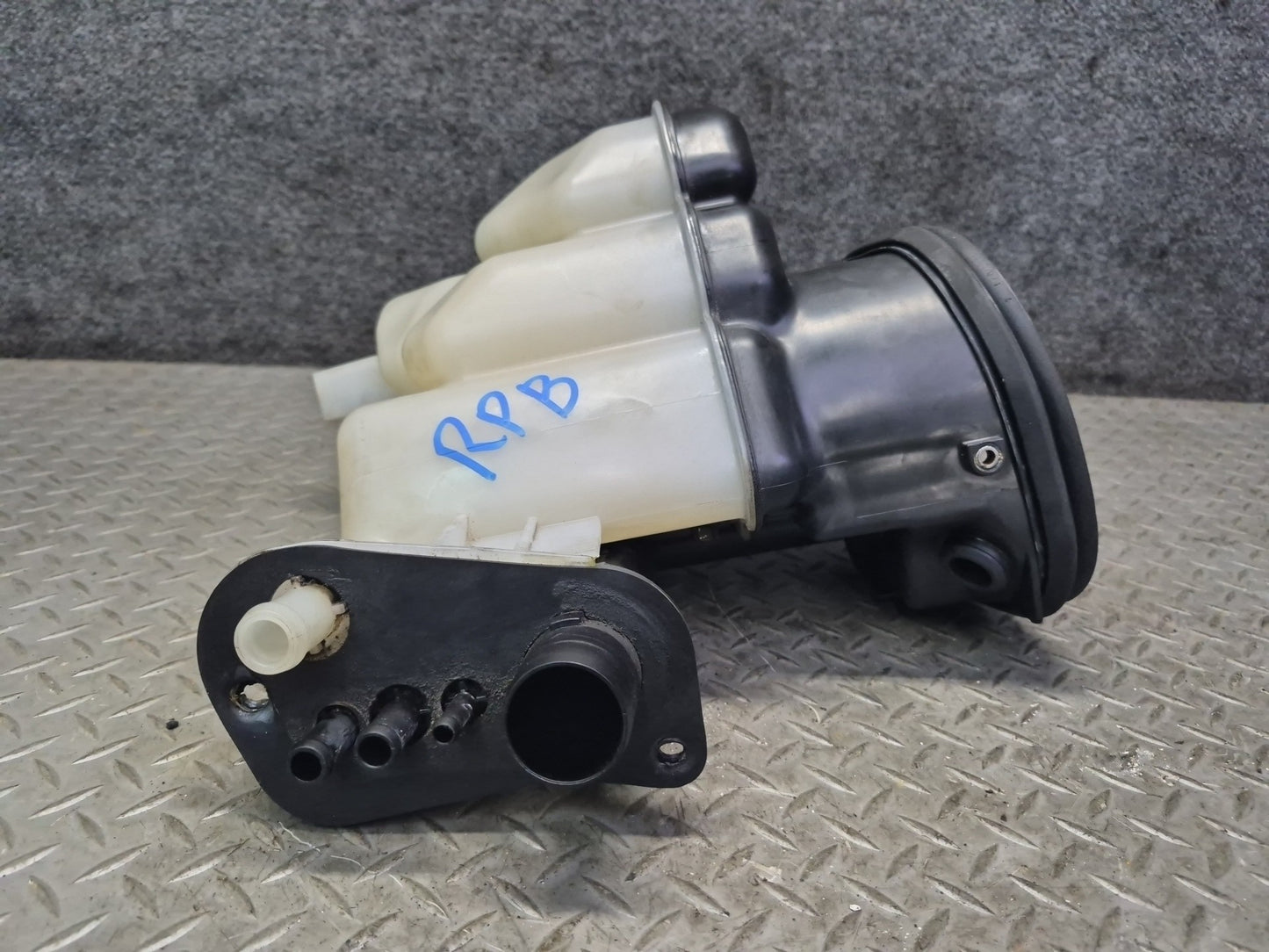 2005-2008 Porsche Boxster 987 Radiator Coolant Tank Reservoir Bottle
