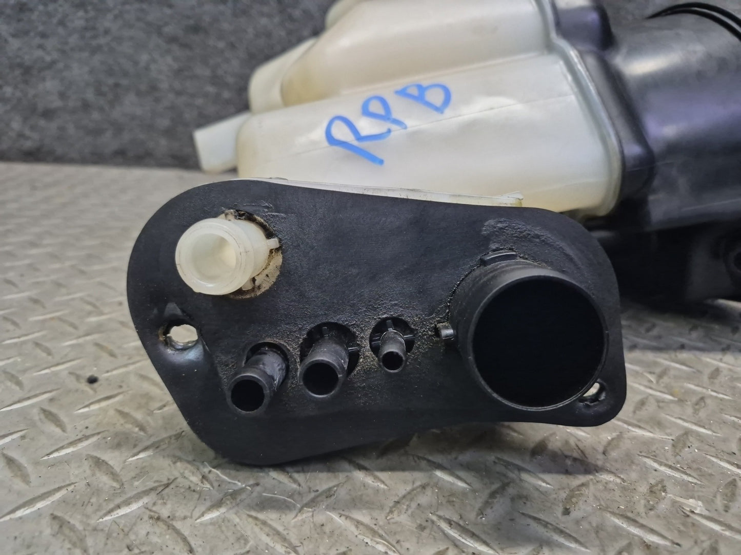 2005-2008 Porsche Boxster 987 Radiator Coolant Tank Reservoir Bottle