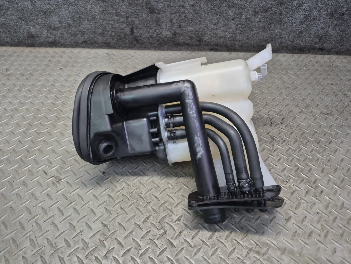 2005-2008 Porsche Boxster 987 Radiator Coolant Tank Reservoir Bottle
