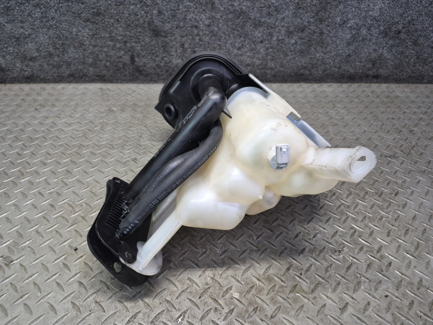 2005-2008 Porsche Boxster 987 Radiator Coolant Tank Reservoir Bottle