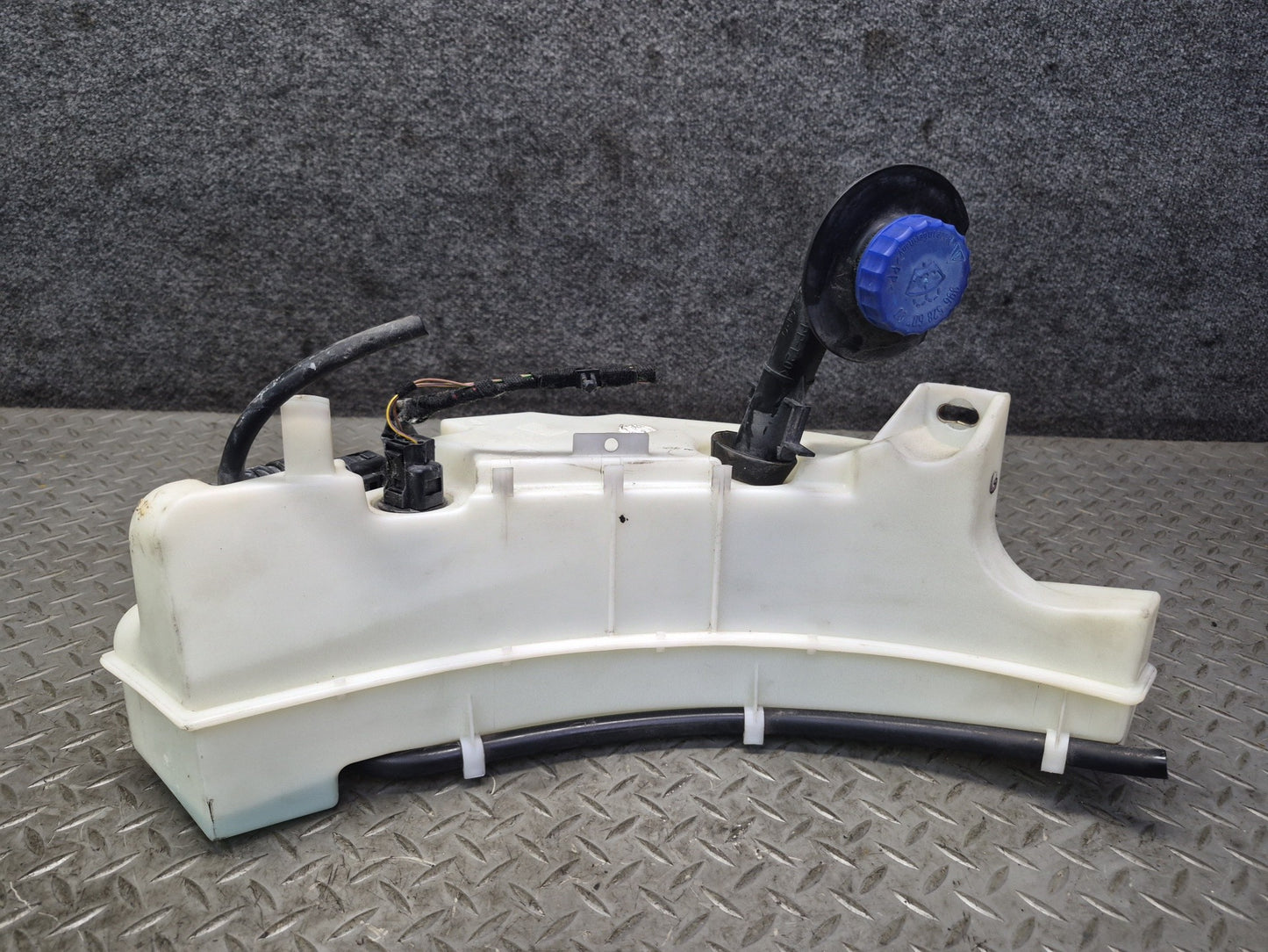2005-2008 Porsche Boxster 987 Windshield Wiper Fluid Reservoir Bottle Tank