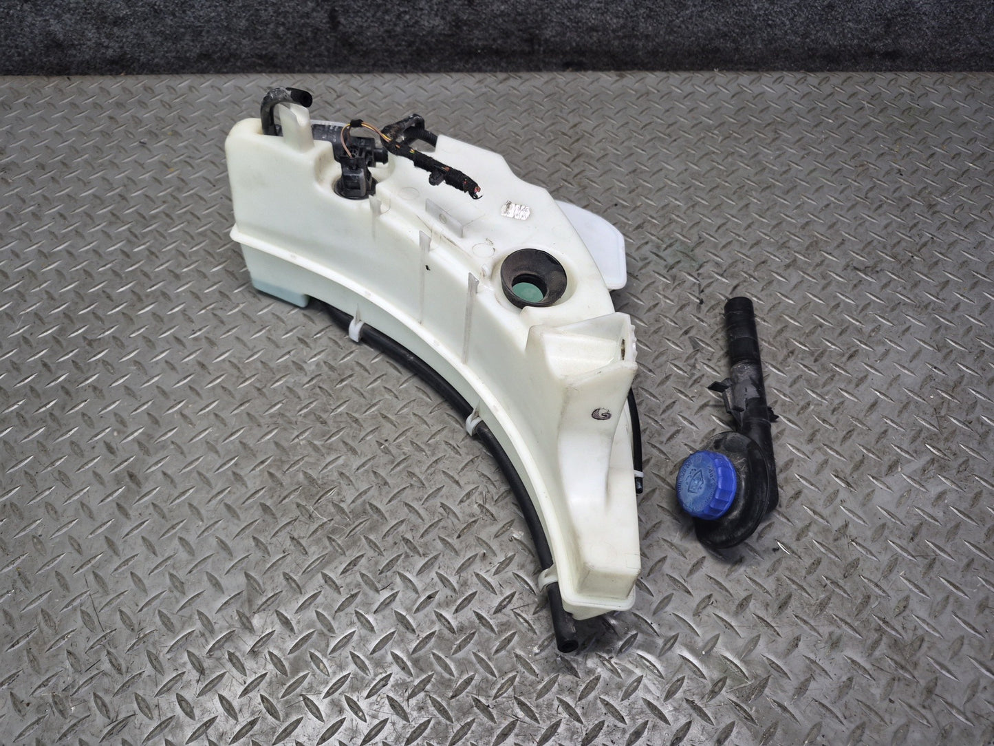 2005-2008 Porsche Boxster 987 Windshield Wiper Fluid Reservoir Bottle Tank
