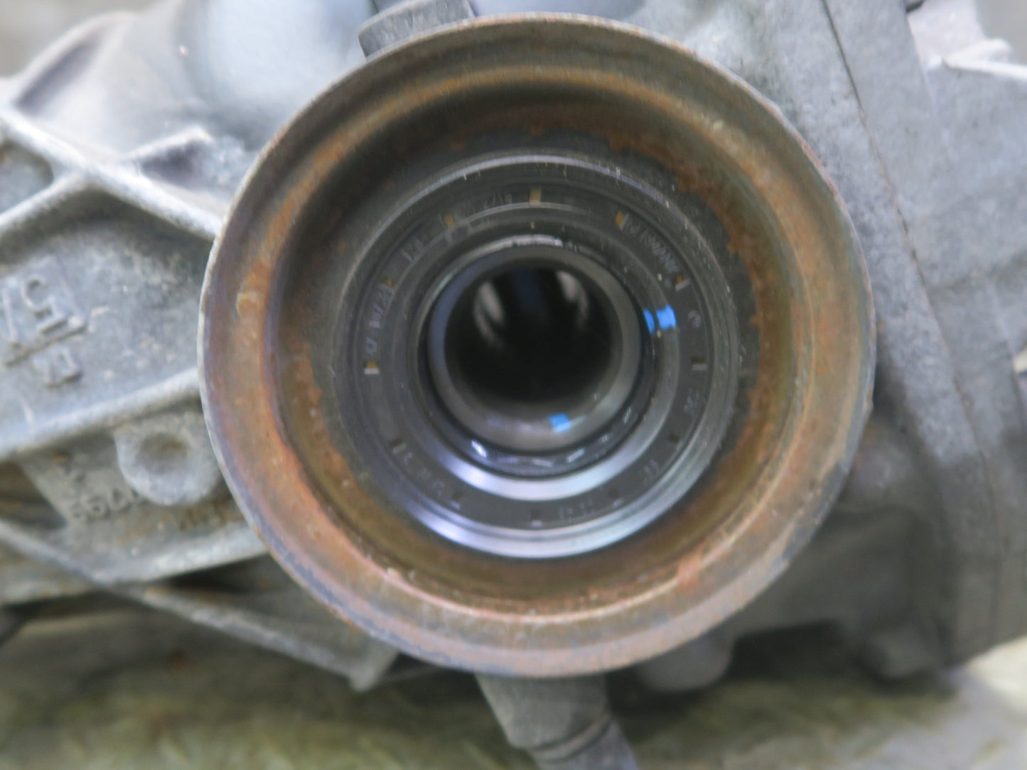 03-08 Mercedes R230 SL55 AMG Rear Differential Carrier 2.82 Ratio OEM