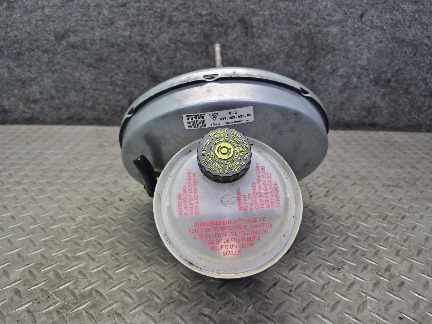 2005-2008 Porsche Boxster 987 Power Brake Booster W/ Master Cylinder Assembly