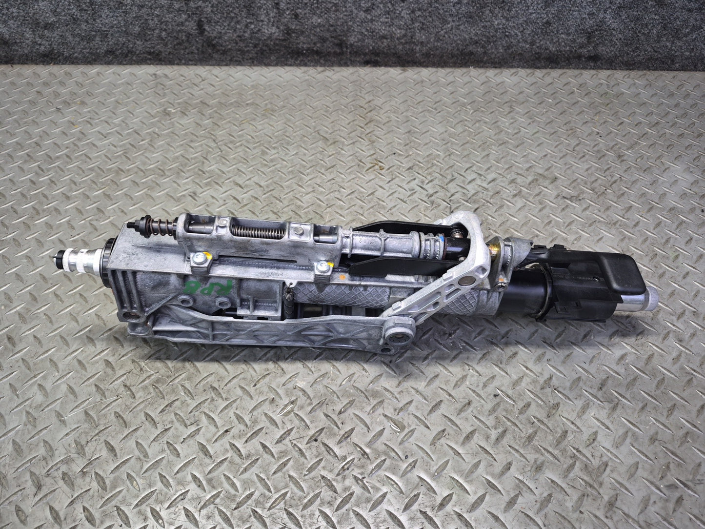2005-2012 Porsche Boxster 987 Steering Column Assembly 99734700706