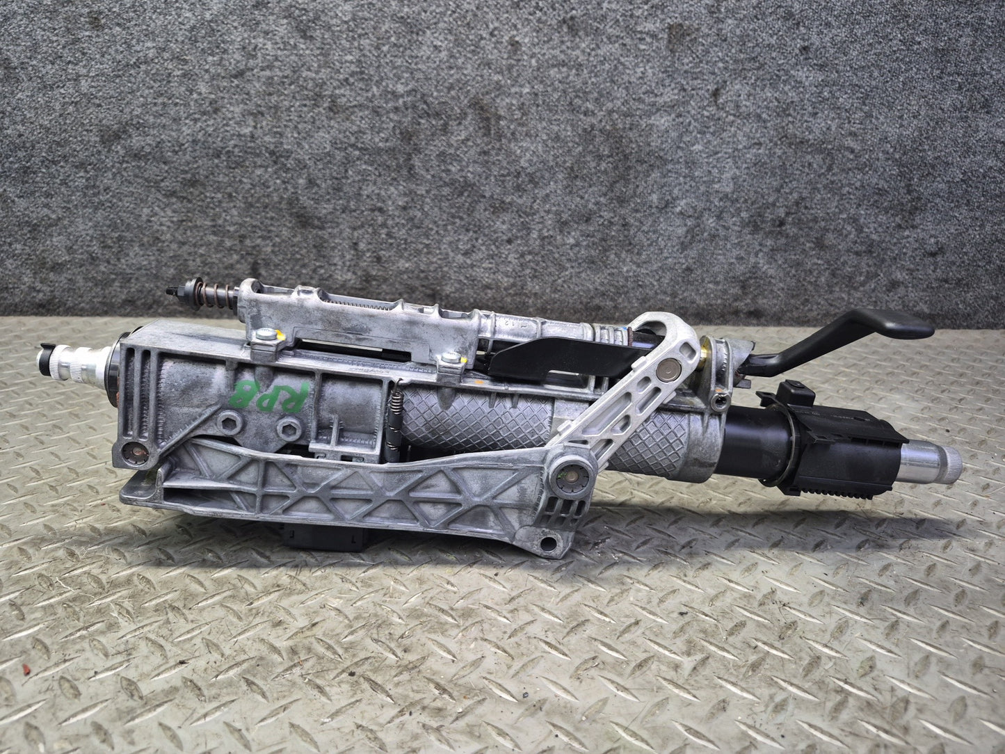 2005-2012 Porsche Boxster 987 Steering Column Assembly 99734700706