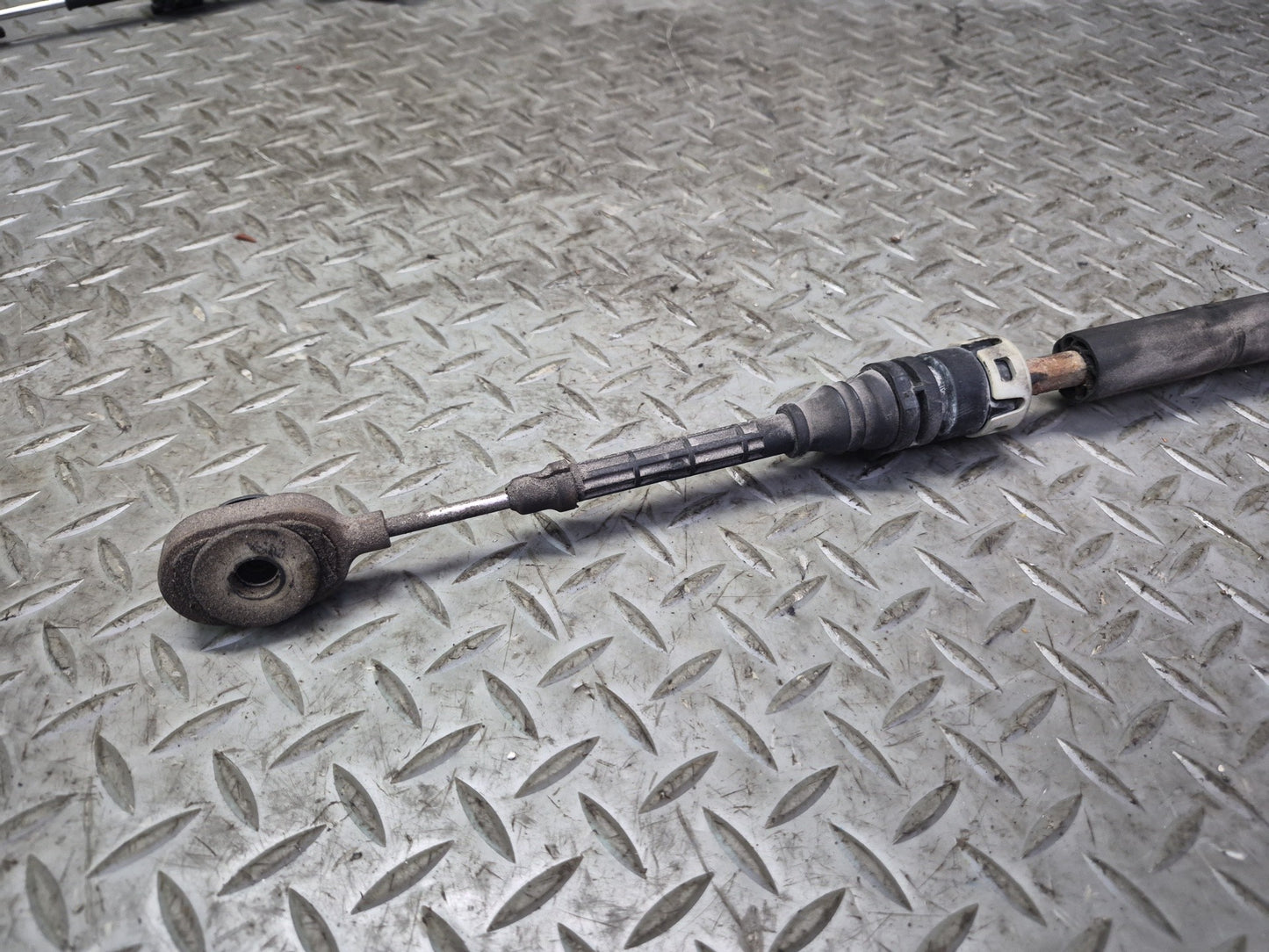 2005-2008 Porsche Boxster 987 Tiptronic Automatic Transmission Shifter Cable