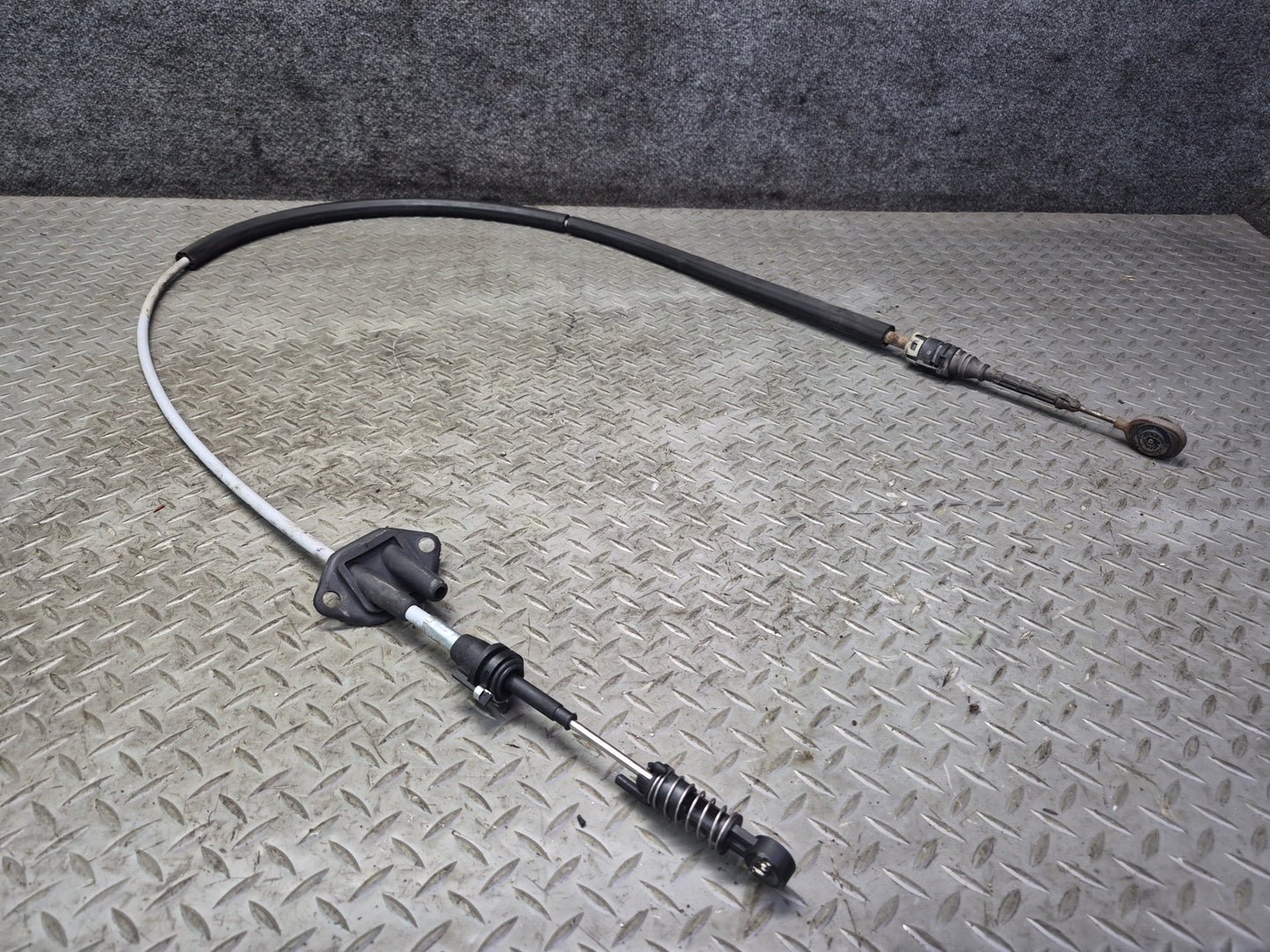 2005-2008 Porsche Boxster 987 Tiptronic Automatic Transmission Shifter Cable