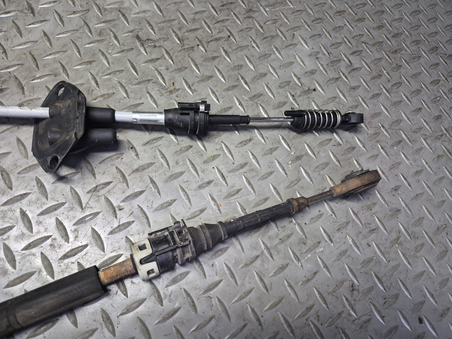 2005-2008 Porsche Boxster 987 Tiptronic Automatic Transmission Shifter Cable