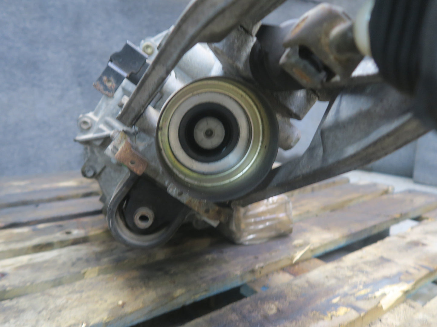 05-06 Nissan Z33 350Z FS6R31A M/T Manual Transmission w Gear Shifter OEM