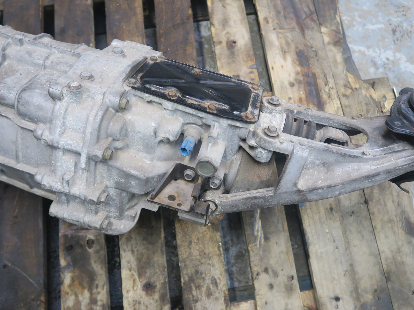 05-06 Nissan Z33 350Z FS6R31A M/T Manual Transmission w Gear Shifter OEM