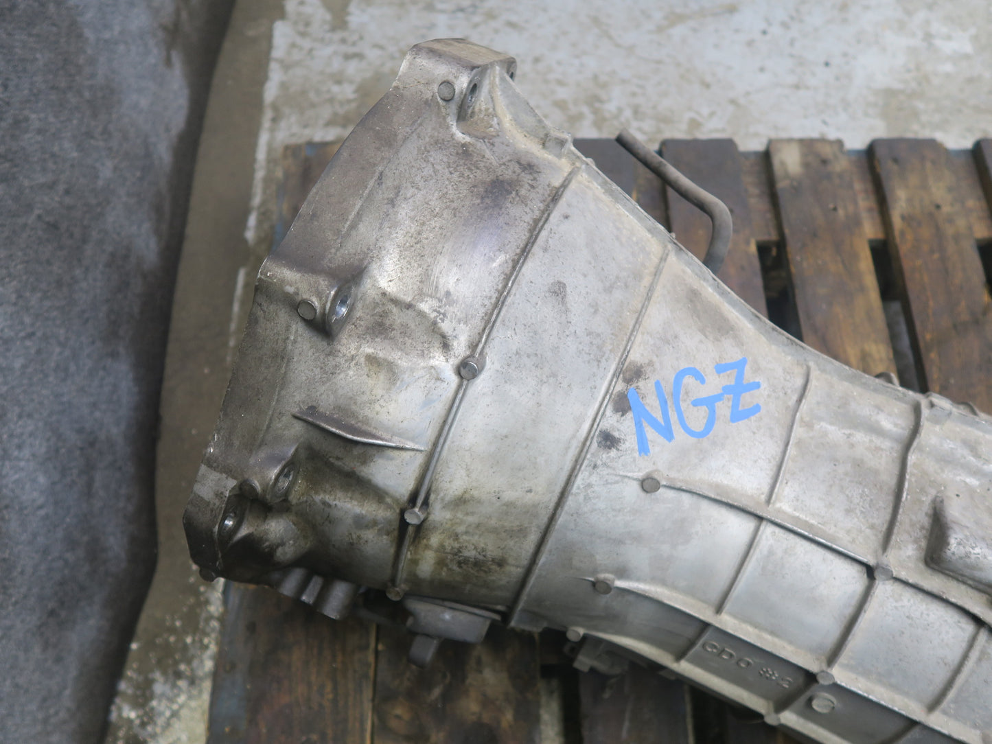 05-06 Nissan Z33 350Z FS6R31A M/T Manual Transmission w Gear Shifter OEM
