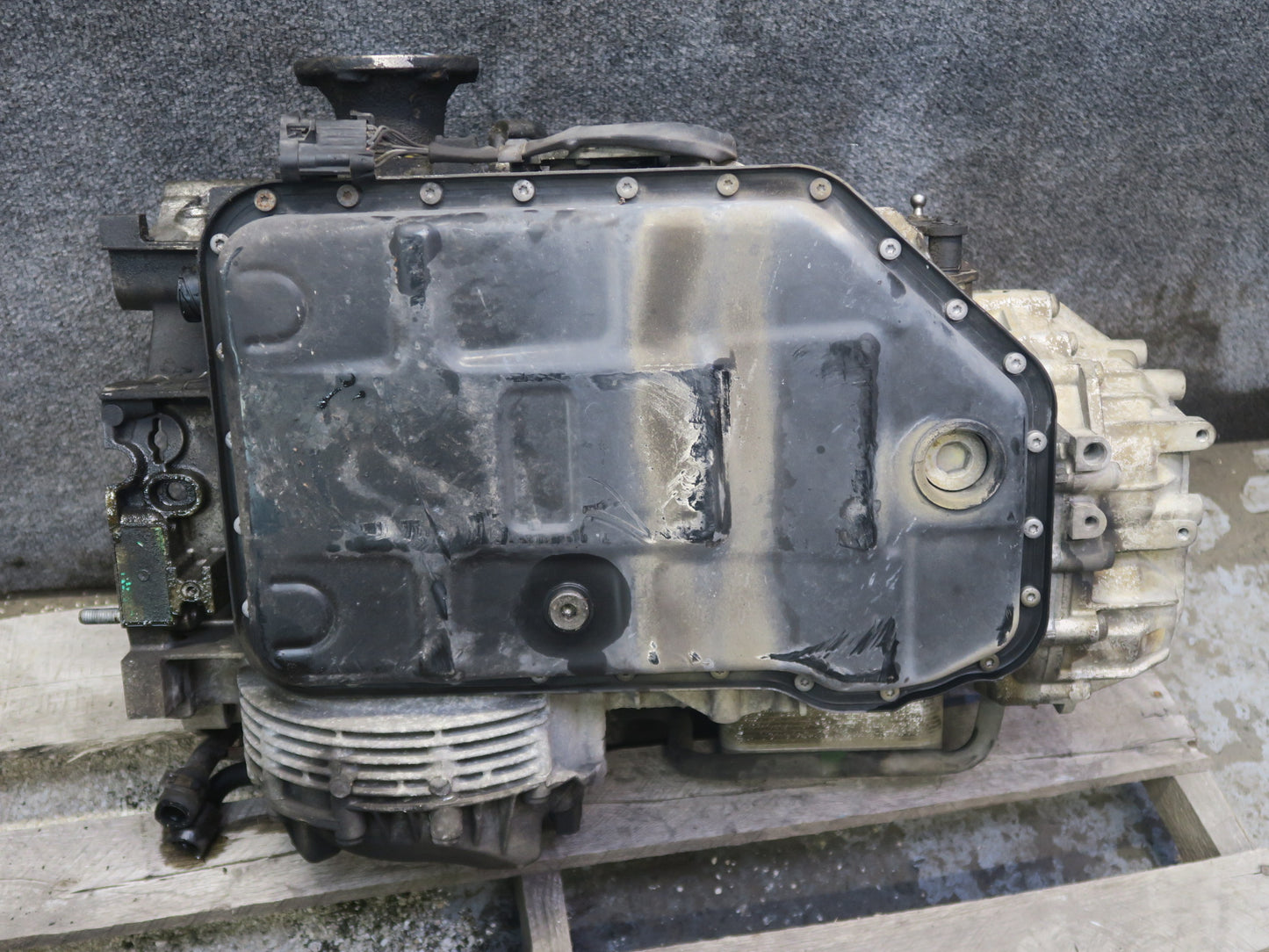 2005-2006 Porsche Boxster 987 2.7L A87.01 Tiptronic Automatic Transmission 50K