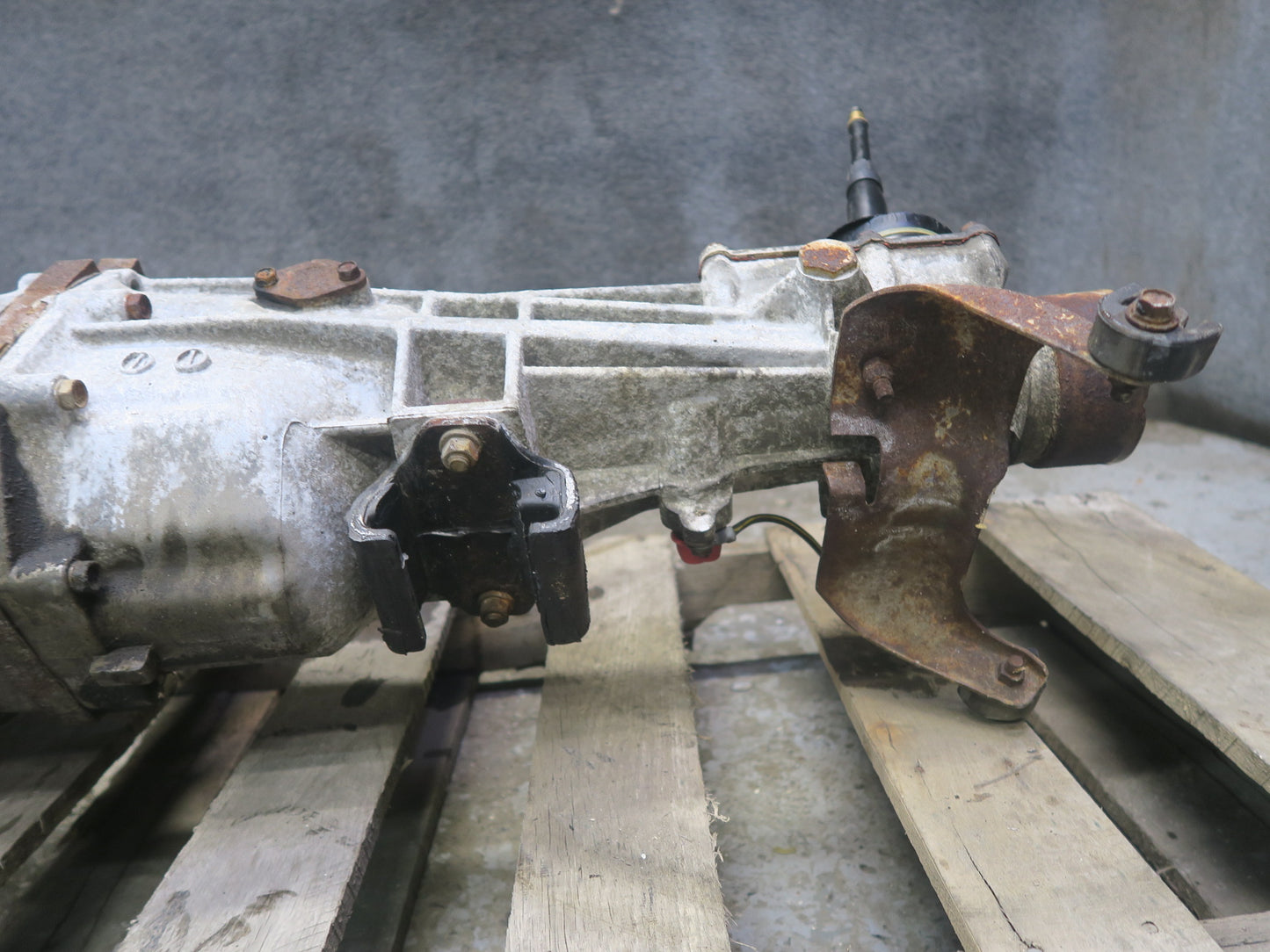 84-86 Nissan Z31 300ZX NA FS5W71C M/T Manual Transmission 169k Miles OEM