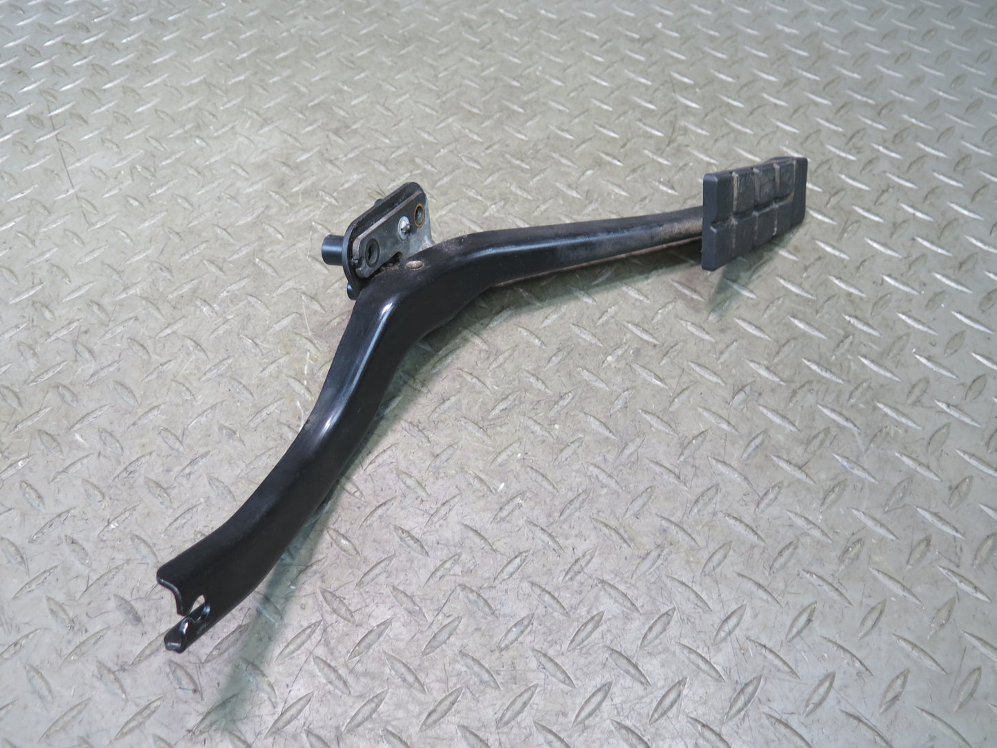 92-96 Chevrolet Corvette C4 Gas Acceleration Throttle & Brake Pedal Pad Set OEM