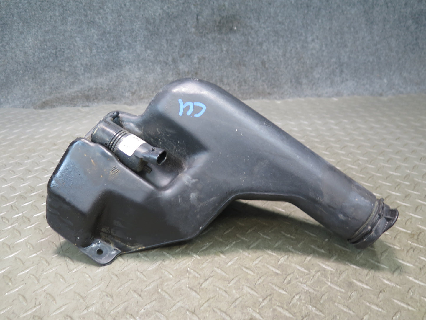92-96 Chevrolet Corvette C4 Windshield Washer Fluid Reservoir Tank w Pump OEM