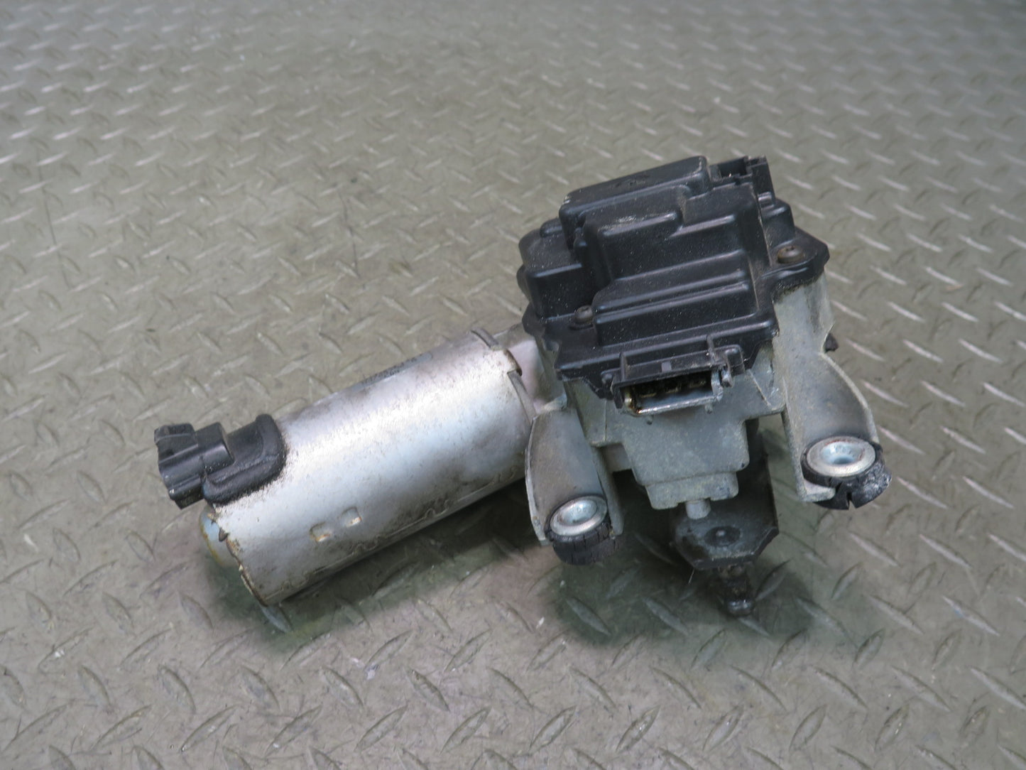 84-96 Chevrolet Corvette C4 Windshield Wiper Transmission Linkage w Motor OEM