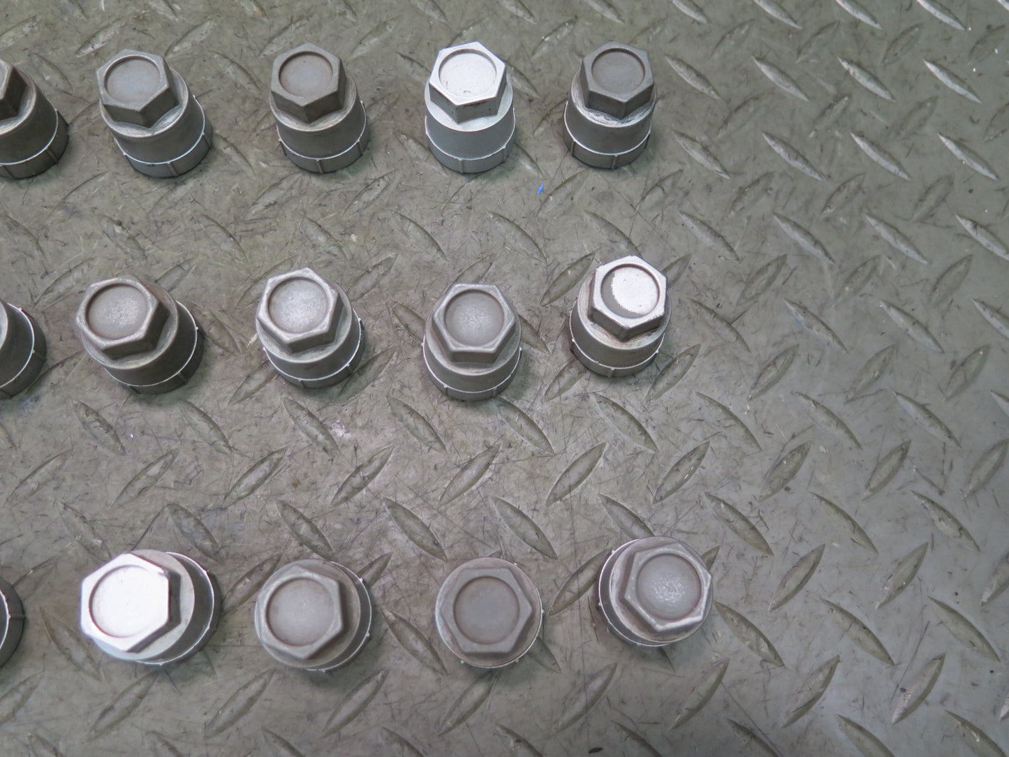 90-96 Chevrolet Corvette C4 Set of 20 Wheel LUG NUT Bolt Cap Cover OEM