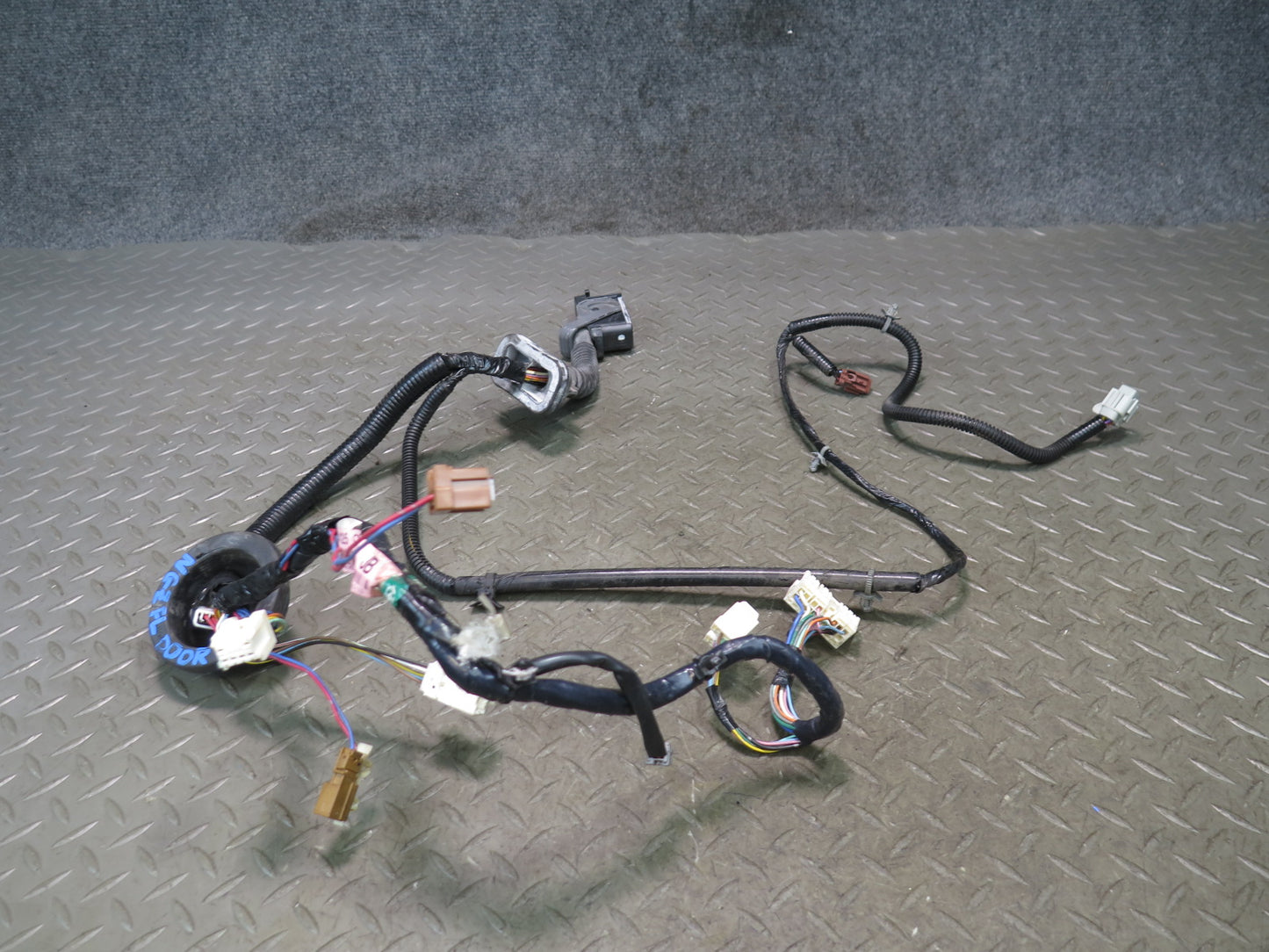 2006 Nissan Z33 350Z Set of 2 Left & Right Door Wire Wiring Harness OEM