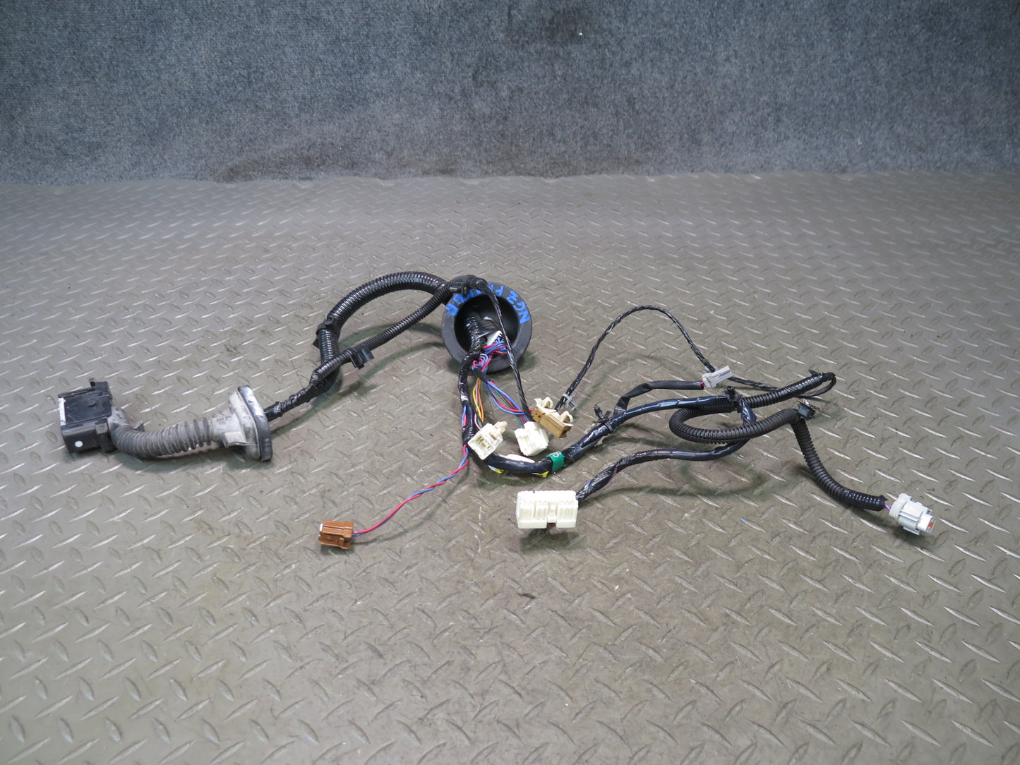 2006 Nissan Z33 350Z Set of 2 Left & Right Door Wire Wiring Harness OEM