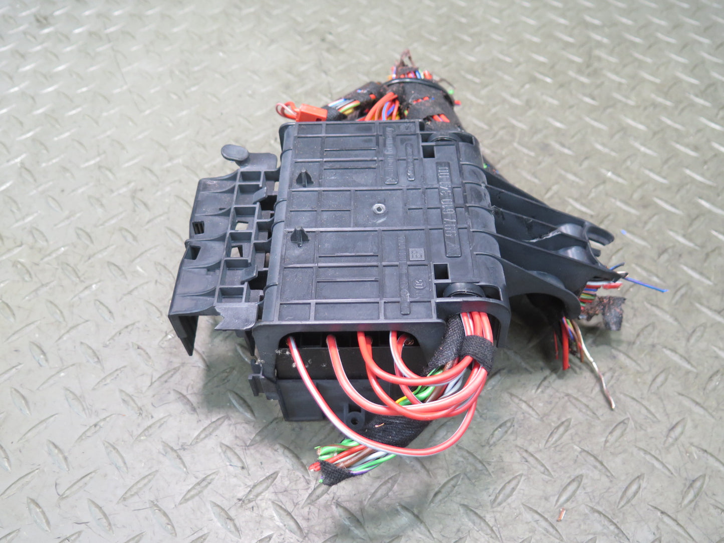 2005-2012 Porsche Boxster 987 Engine Fuse Relay Box Module Unit