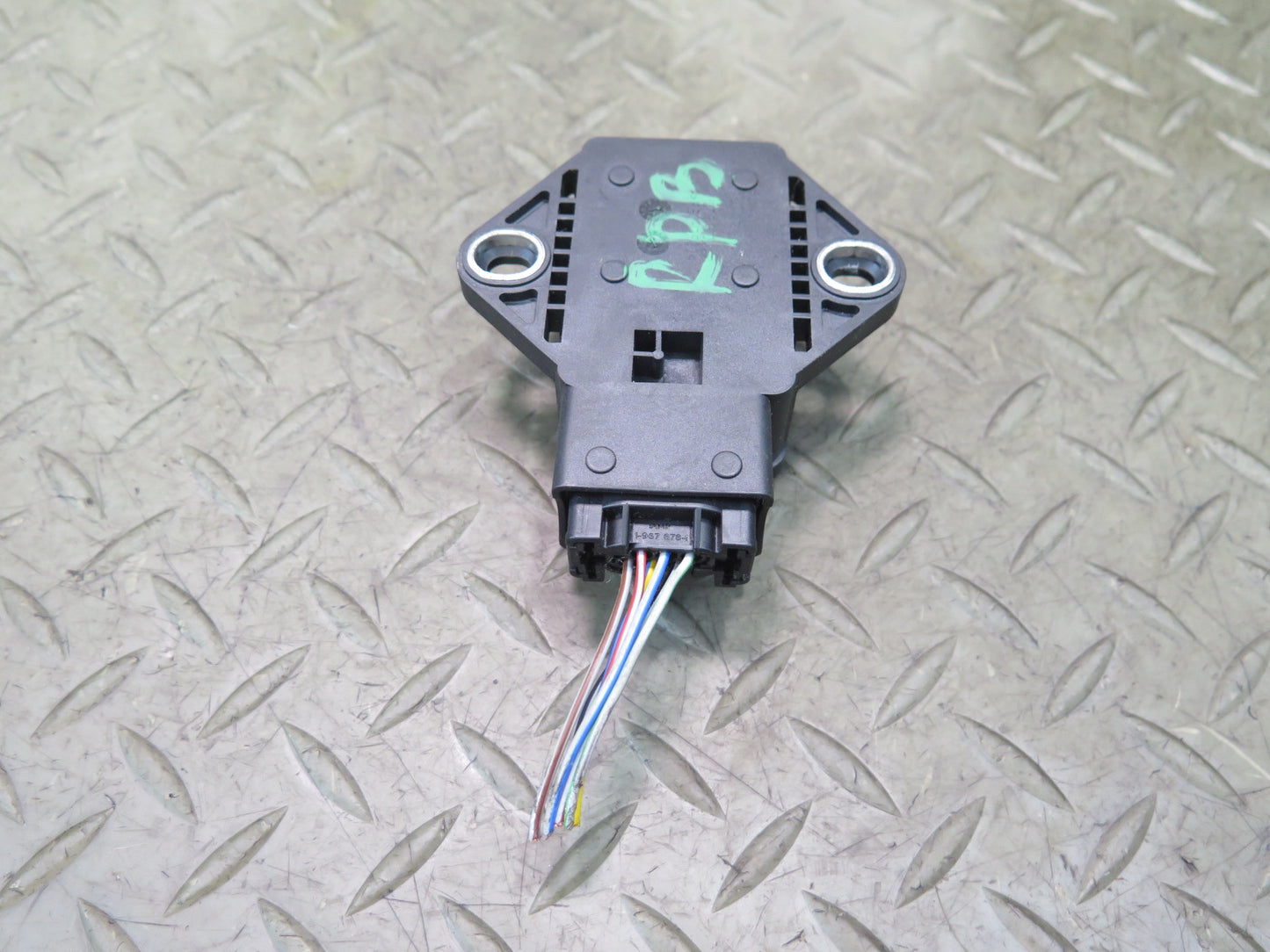 2005-2008 Porsche Boxster 987 YAW Turn Rate Acceleration Speed Sensor