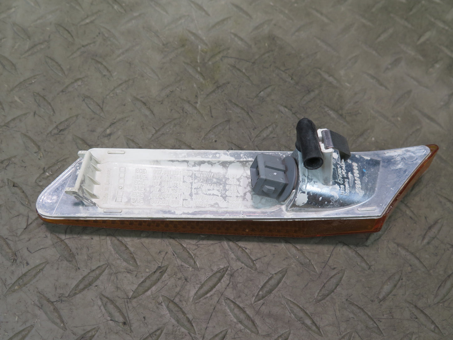 2005-2008 Porsche Boxster 987 Front Left & Right Side Bumper Marker Light Set