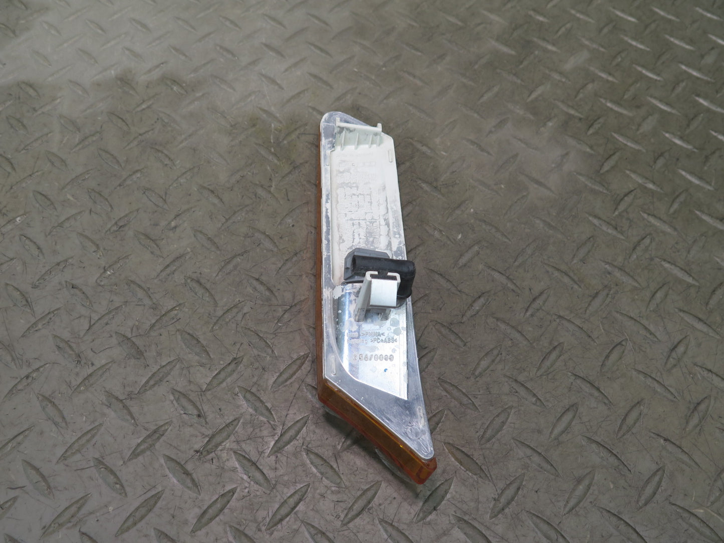 2005-2008 Porsche Boxster 987 Front Left & Right Side Bumper Marker Light Set