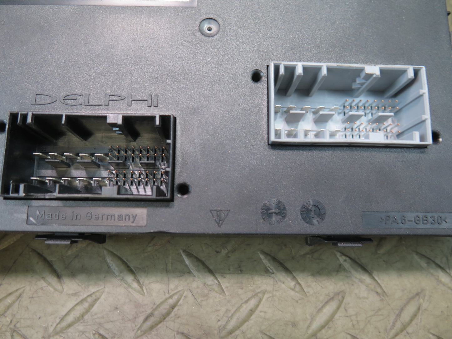 2005-2012 Porsche Boxster 987 Gateway Body Control Module Unit