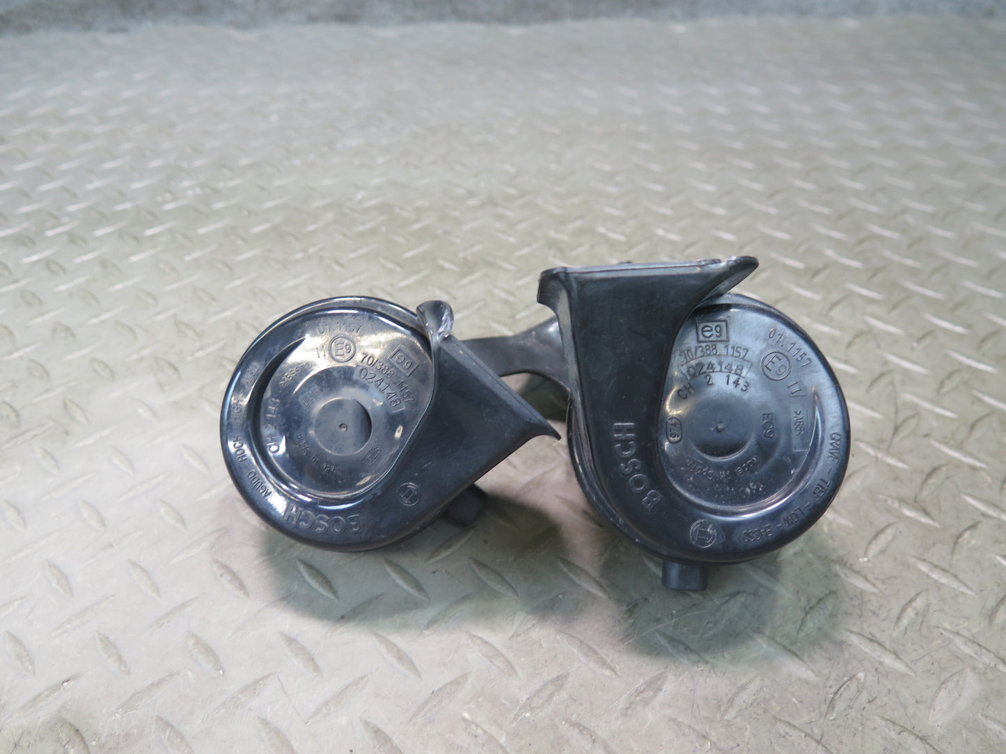 2005-2012 Porsche Boxster 987 High & Low Tone Note Pitch Horn Siren Set of 2