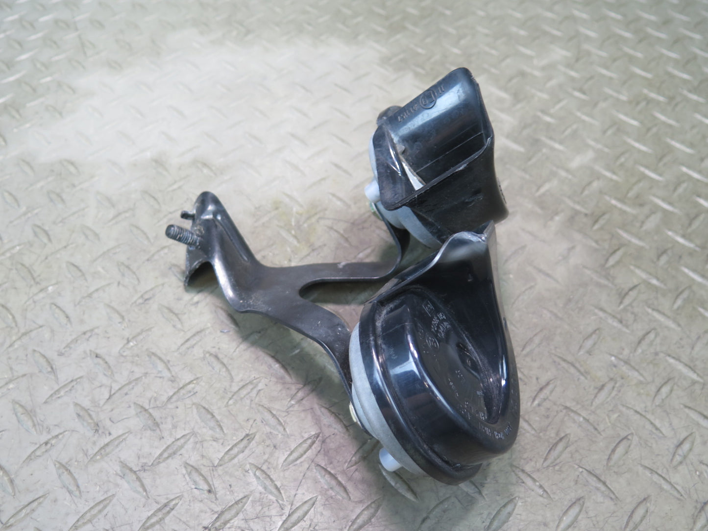 2005-2012 Porsche Boxster 987 High & Low Tone Note Pitch Horn Siren Set of 2