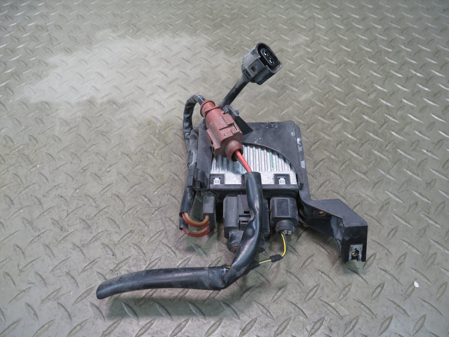 2005-2012 Porsche Boxster 987 Cooling Fan Control Module Unit